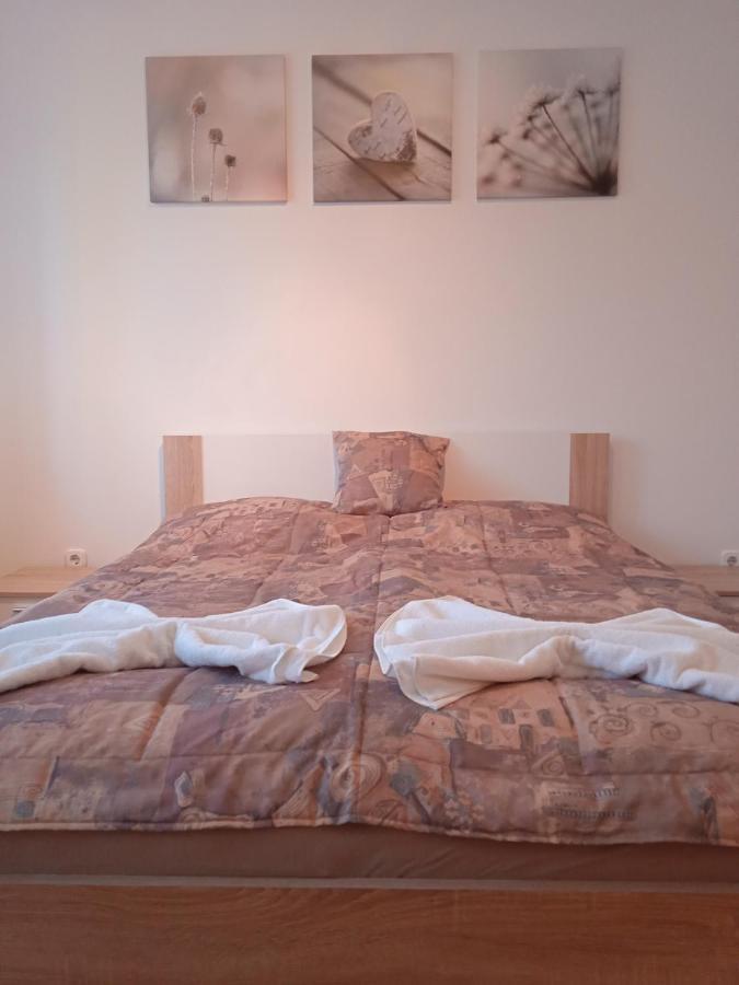 Family Apartment-csaladias Hangulat Apartment *