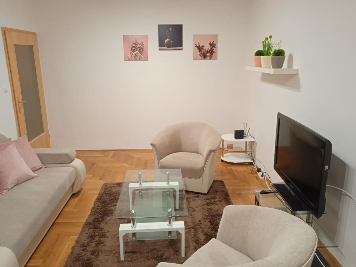 Family Apartment-csaladias Hangulat